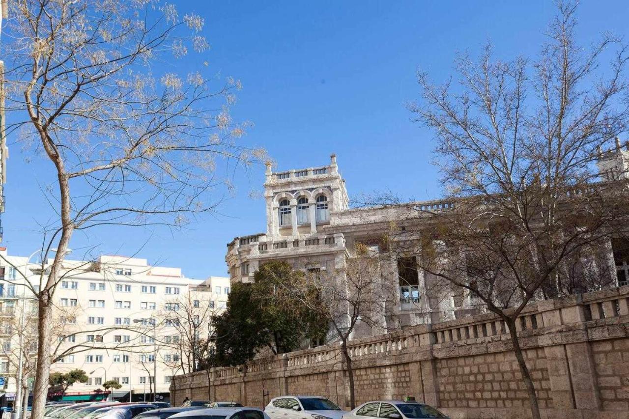 Apartamento De Lujo Nuevos Ministerios Chamberi Appartement Madrid Buitenkant foto